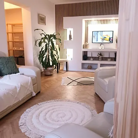 The House In The Park Apartament Bucureşti