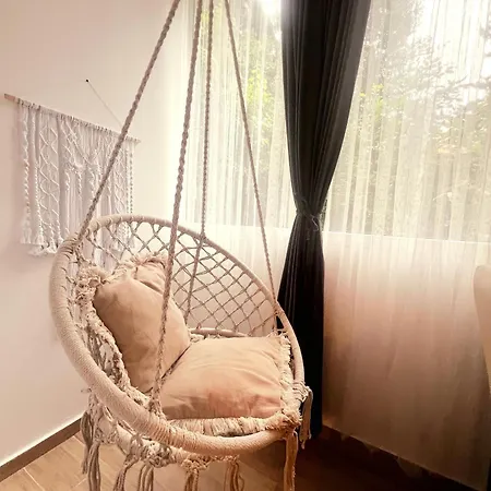 The House In The Park Apartment