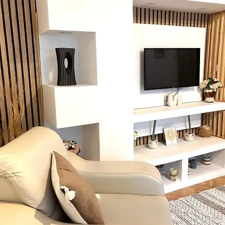 The House In The Park Apartament *