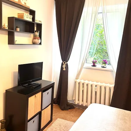 The House In The Park Βουκουρέστι