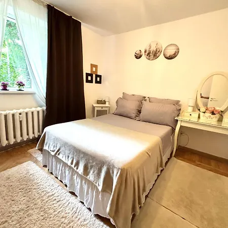 The House In The Park Bukareszt