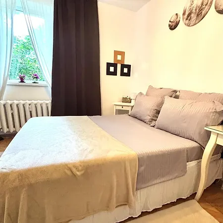 The House In The Park Апартаменты *