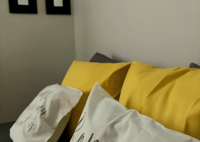 The House In The Park 아파트