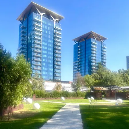 The House In The Park Bükreş